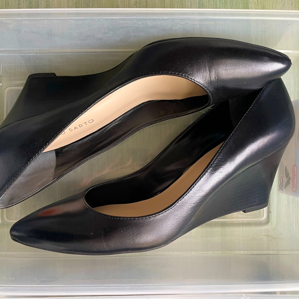 Wedge heels
